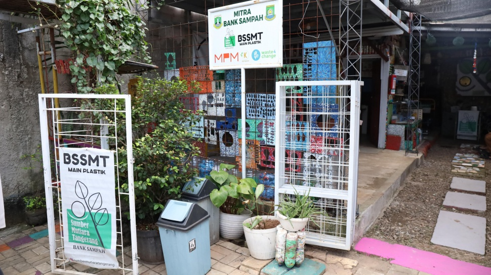 Jago Jual Sampah